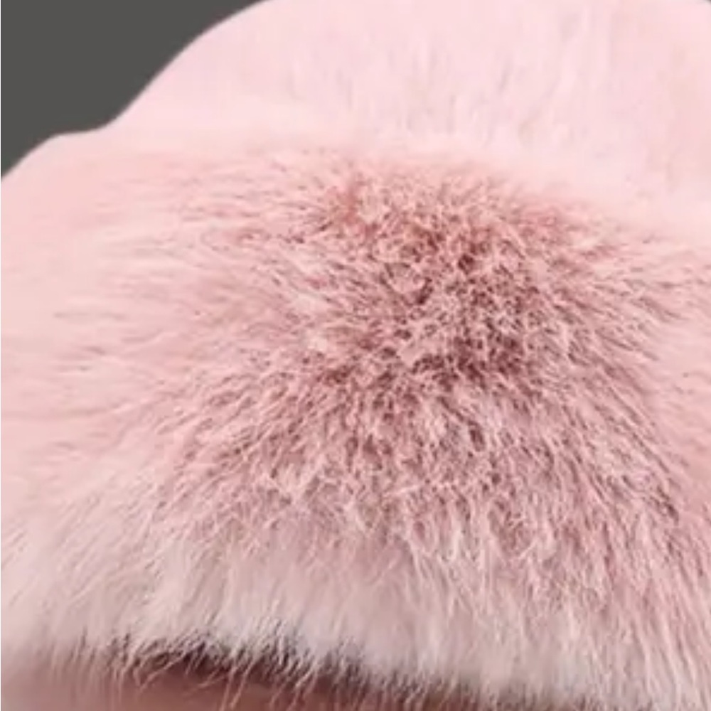 Elegant Pink Fur Women's Hat